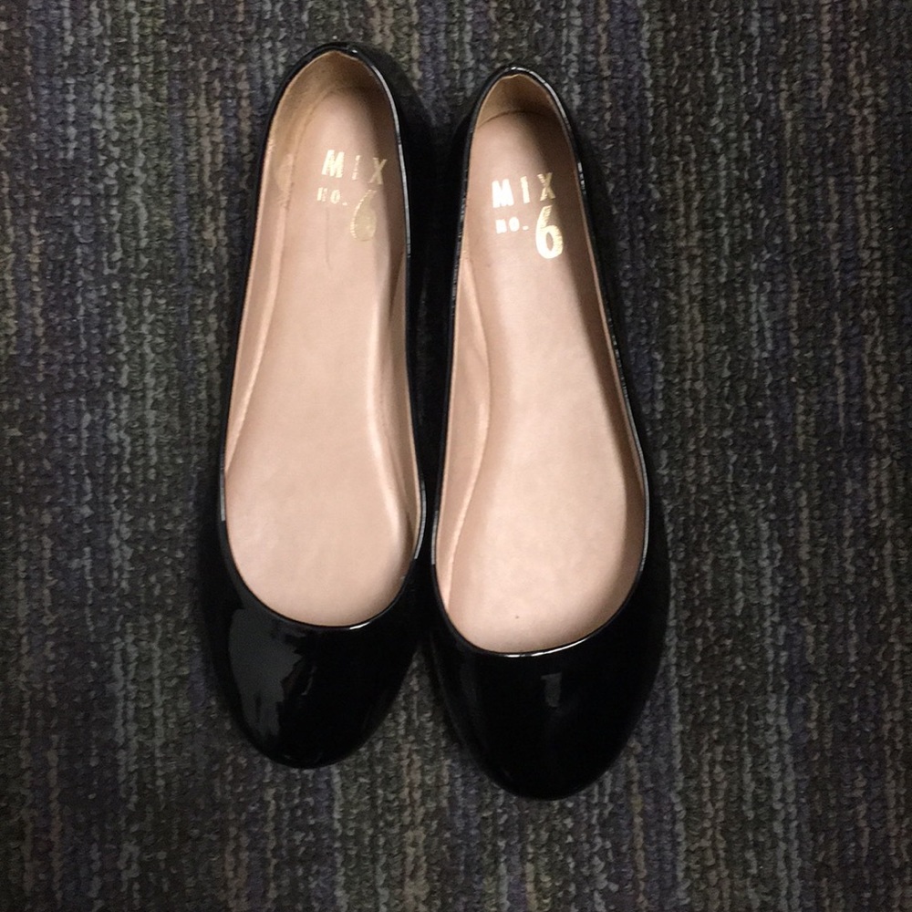 Mix No. 6 black flats